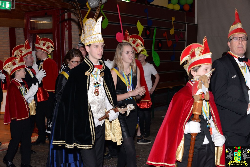 ../Images/Alle kleuren van de regenboog bal 015.jpg